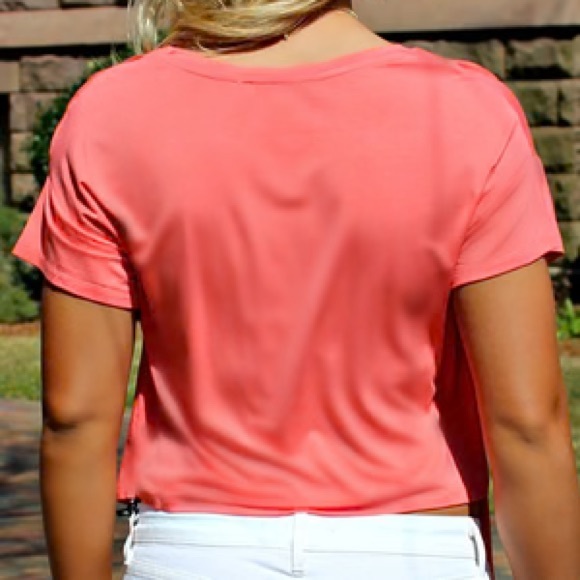 NWT - Coral Knot Tee - Picture 2 of 3